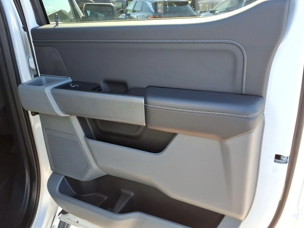 Used 2025 White Ford XLT image 26