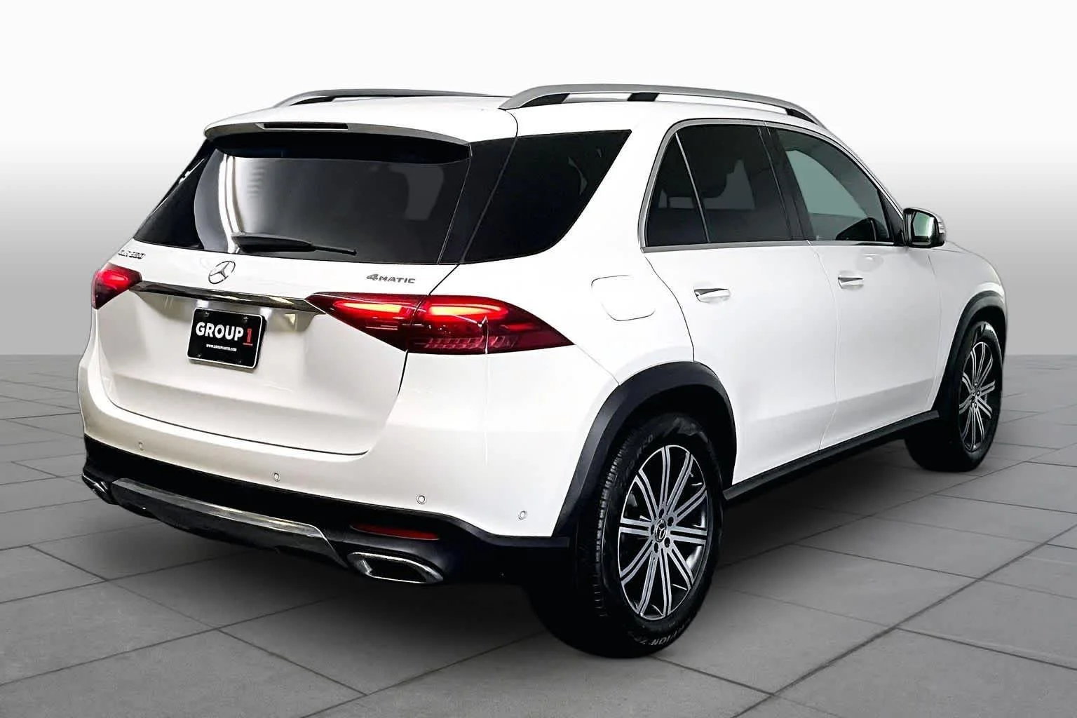 Used 2024 Polar White Mercedes-Benz GLE 350 image 13
