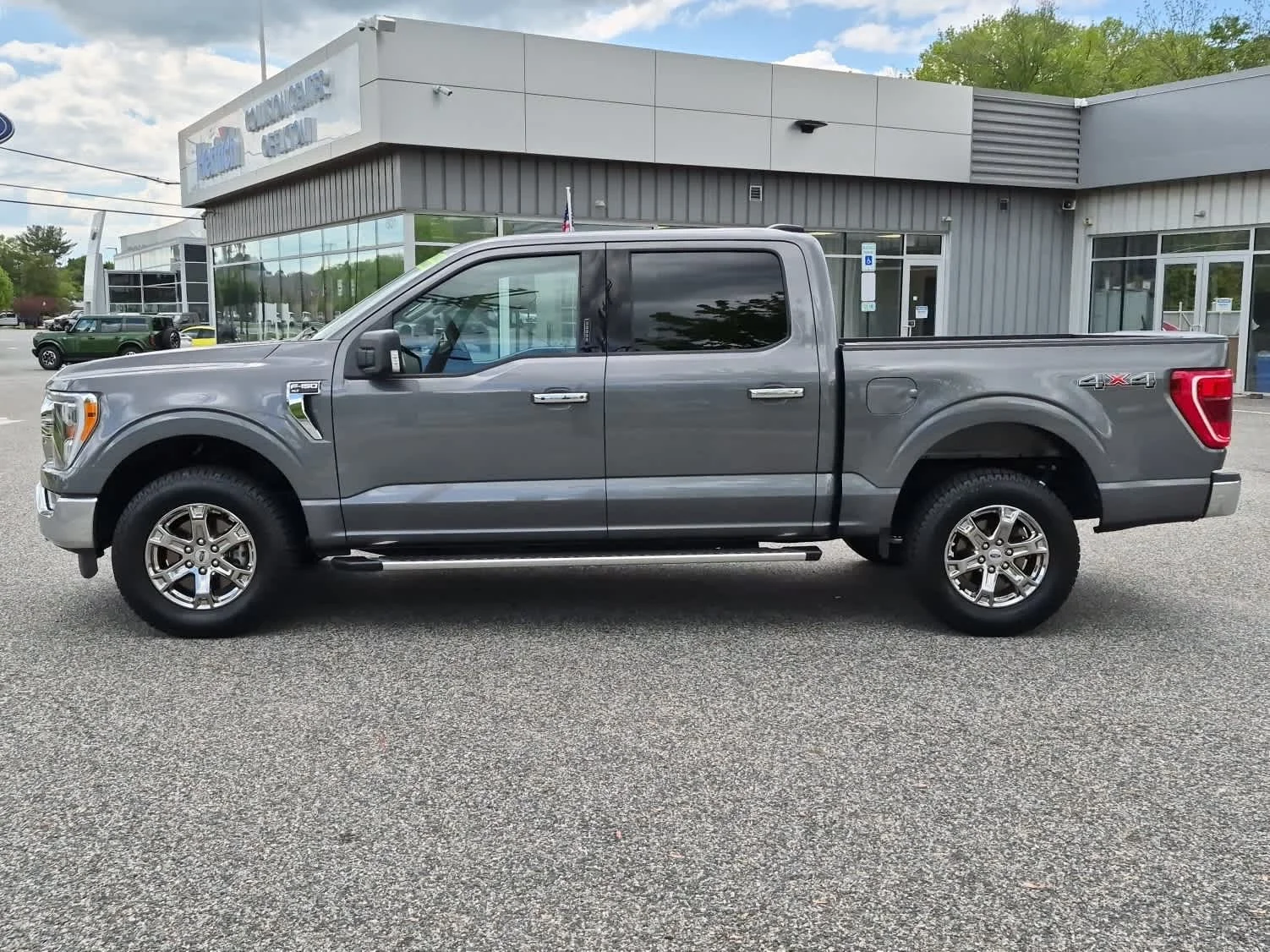 Used 2023 Carbonized Gray Ford XLT image 5