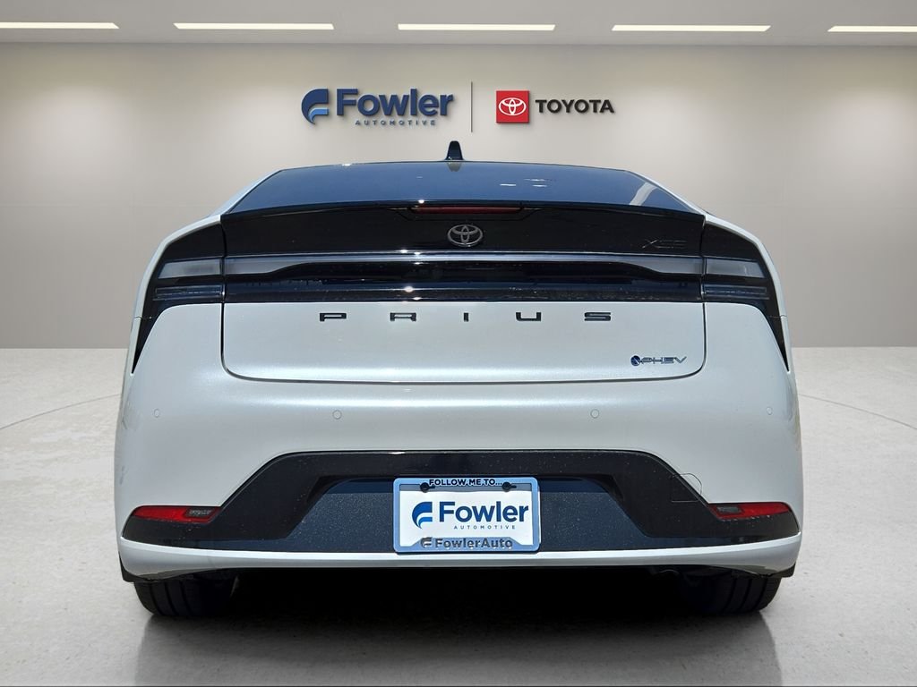 2026 Toyota Prius Plug-in Hybrid XSE Premium - Photo 6