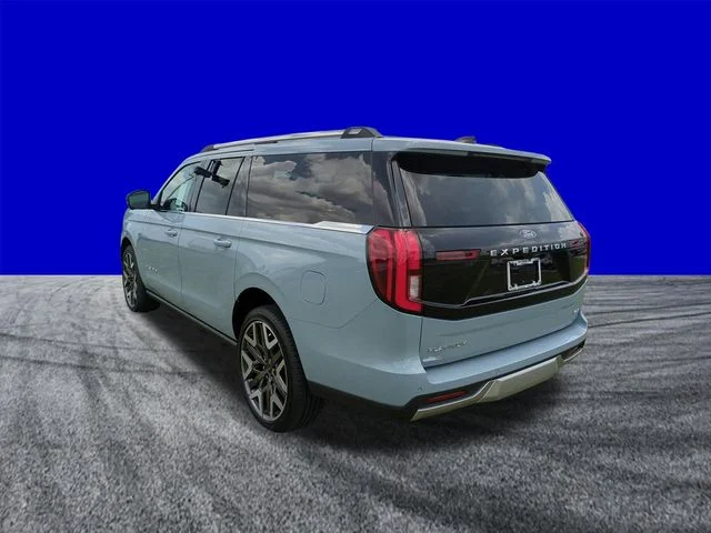 New 2026 Glacier Gray Metallic Tri-Coat Ford MAX Platinum® image 6