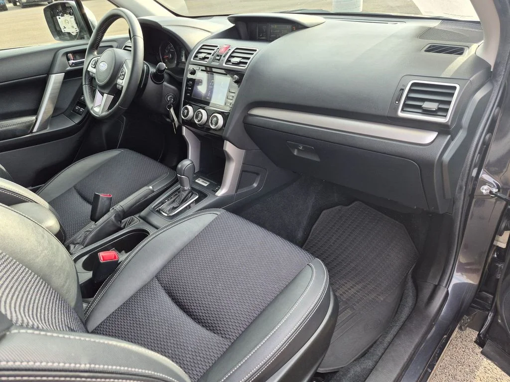 Used 2018 Dark Gray Metallic Subaru Premium image 22
