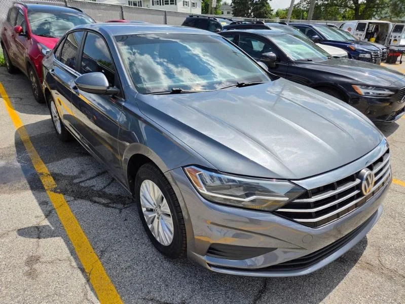 Used 2020  Volkswagen 1.4T S image 3