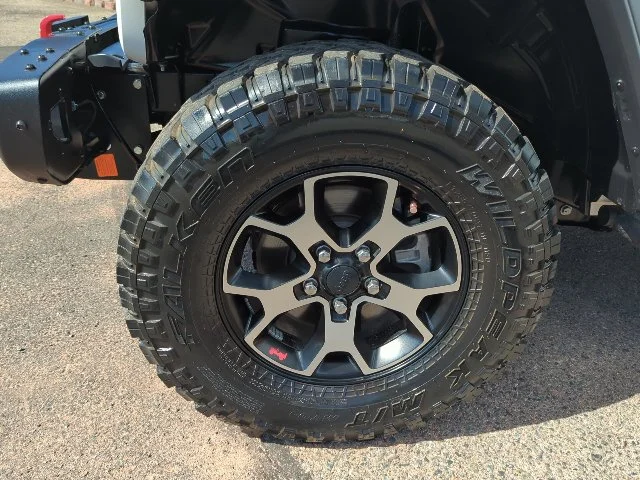 Used 2020 White Jeep Rubicon image 24