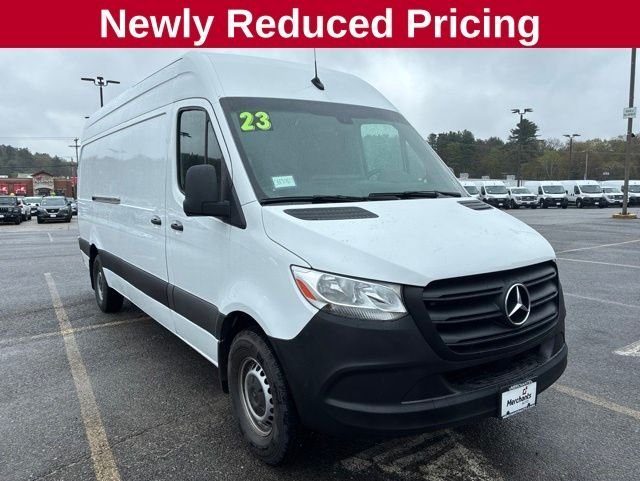 2023 Mercedes-Benz Sprinter 2500 Gas 170 WB High Roof's photo