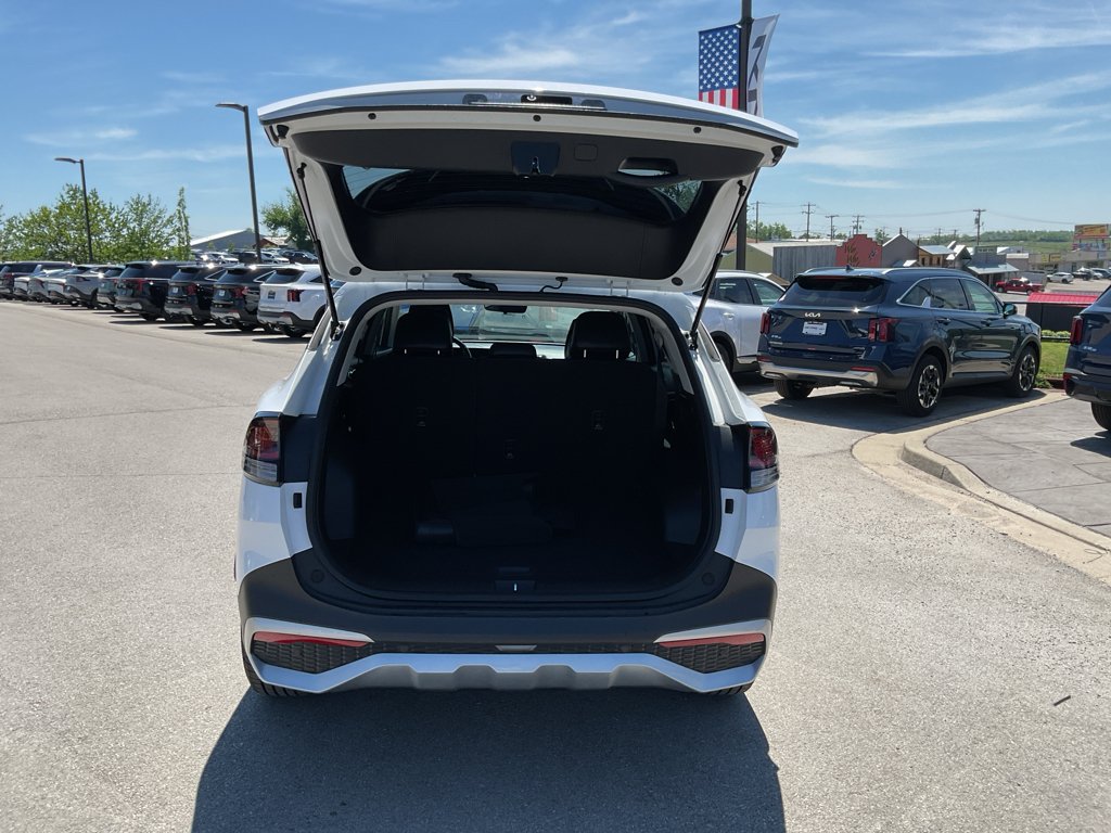Used 2023 Glacial White Pearl Kia EX image 14