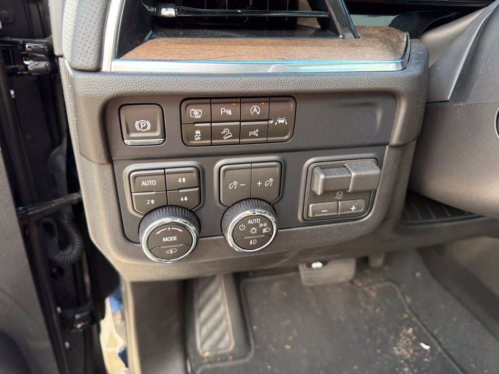 Certified Used 2026 Black Chevrolet High Country image 13