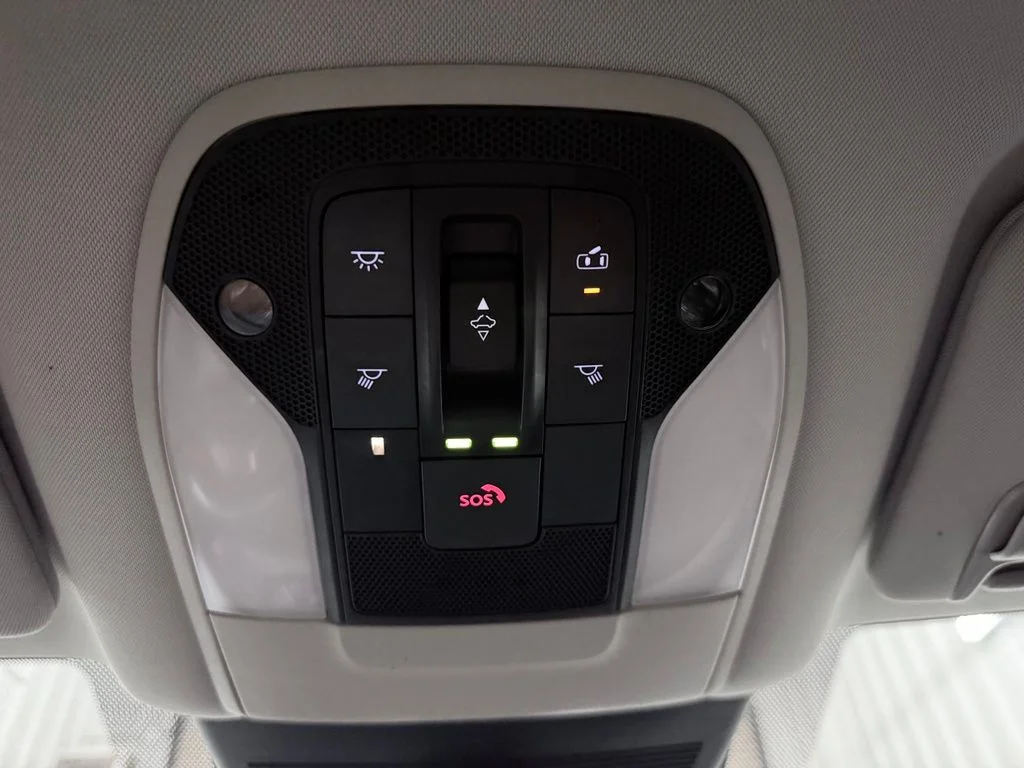 Used 2023 Gray INFINITI LUXE image 21