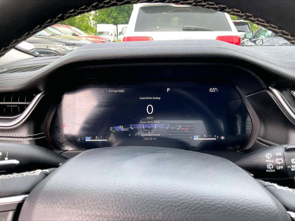 Used 2023 White/off-white Jeep Limited image 26