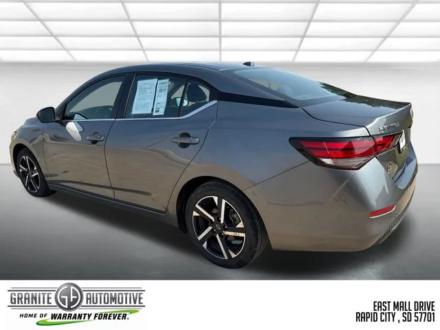 Used 2025 Gray Nissan SV image 3