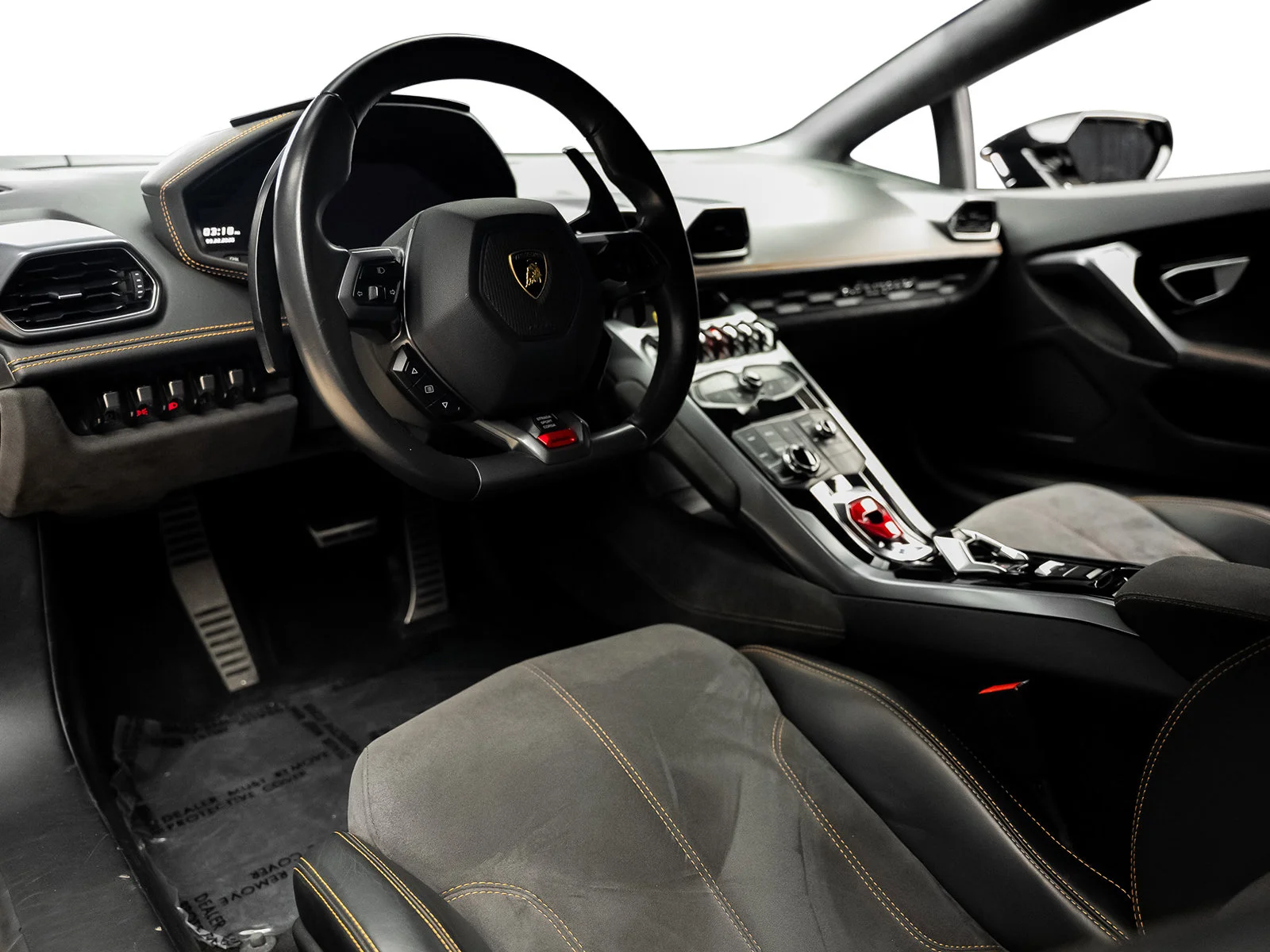 Used 2015 Black Lamborghini LP610-4 image 29