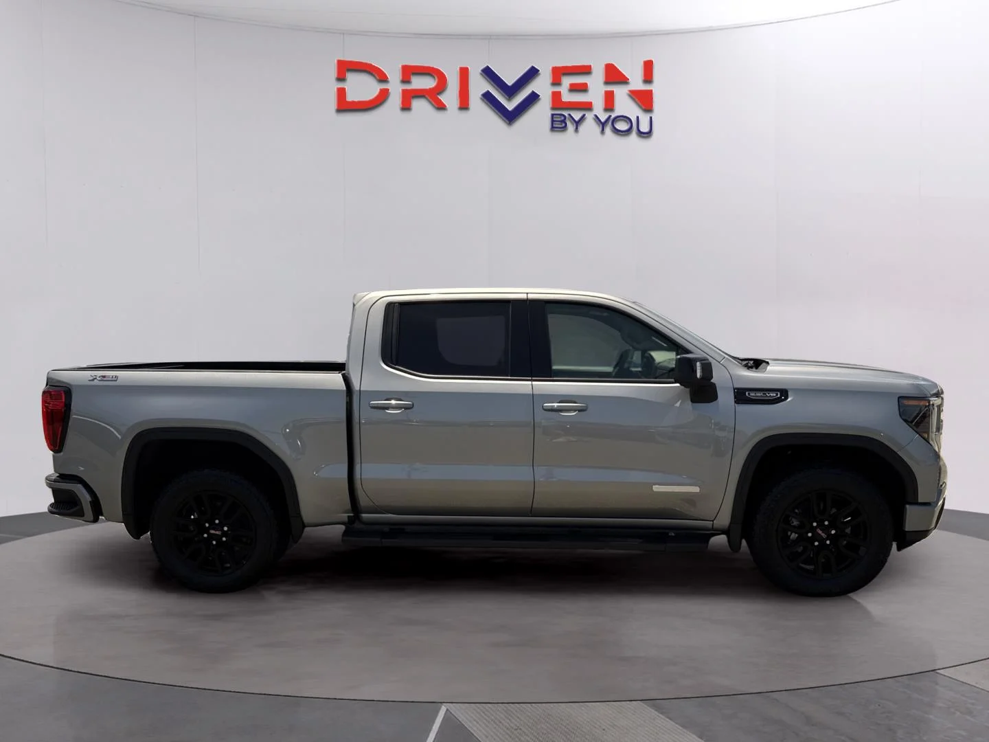 New 2026 Sterling Metallic GMC Elevation image 6