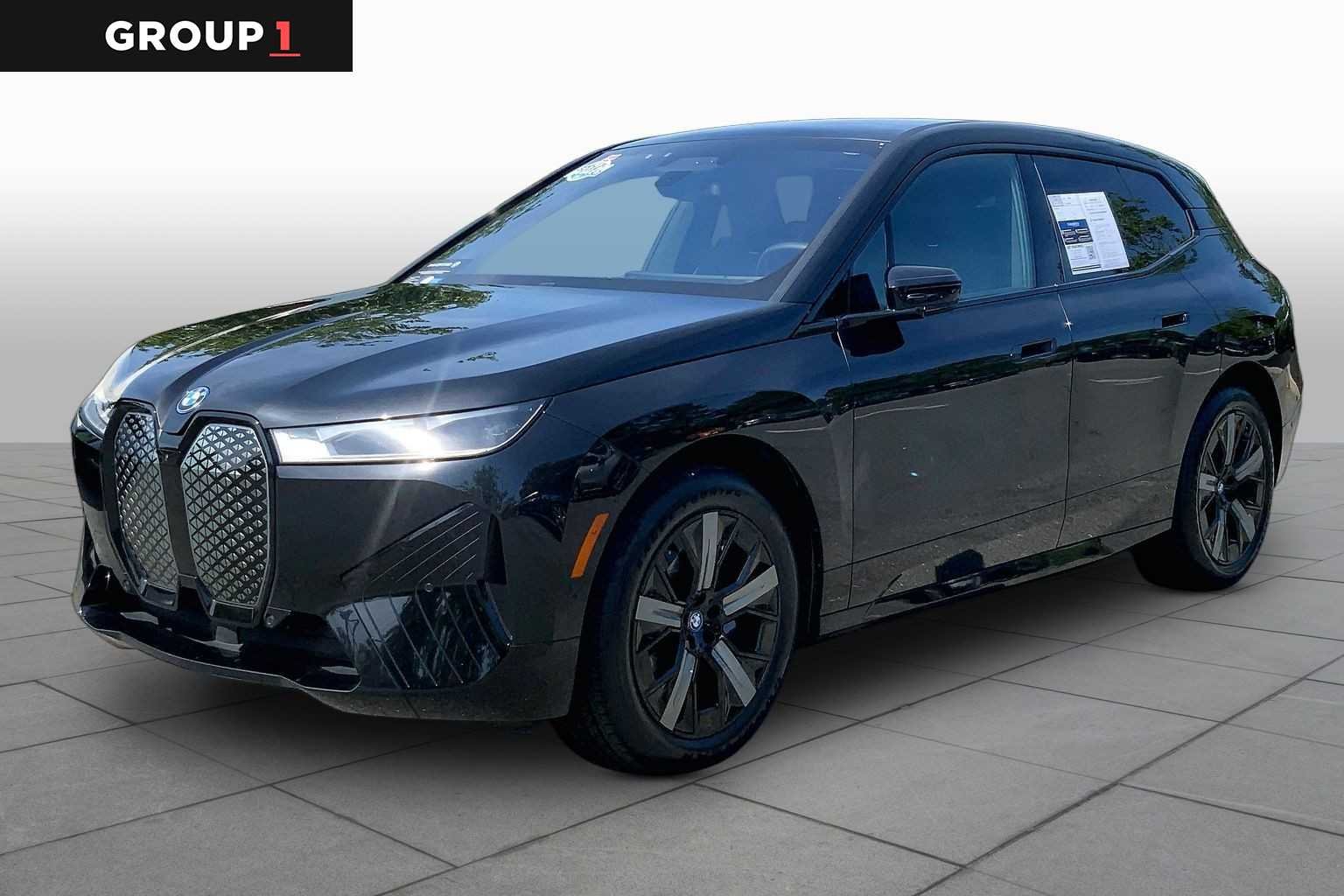 2024 BMW iX xDrive50's photo