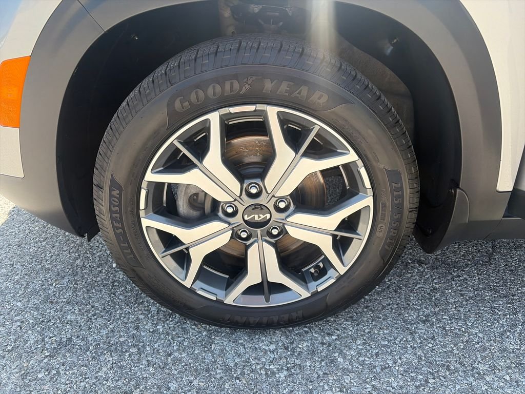 Used 2022 Steel Gray Kia EX image 36