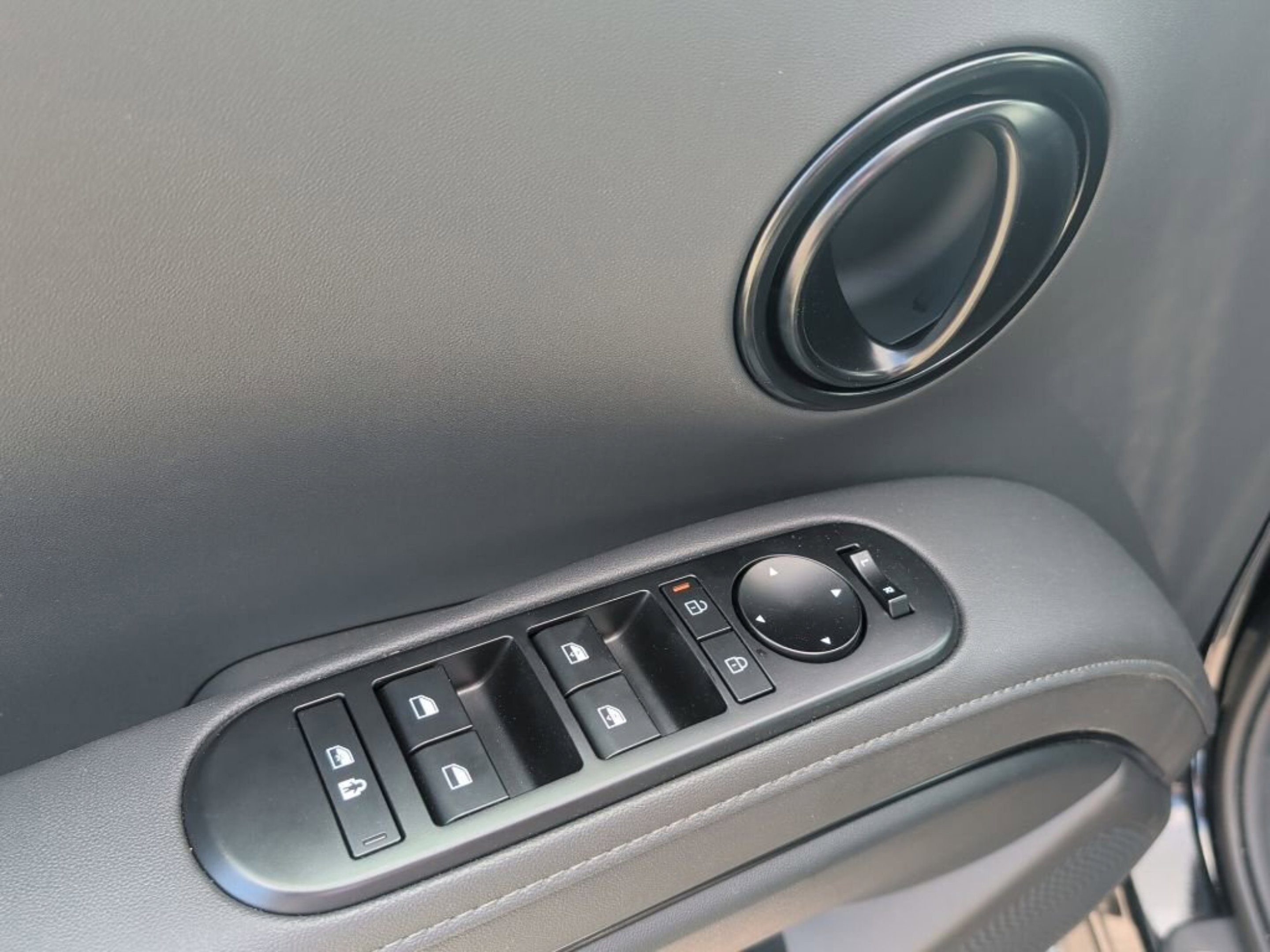 New 2026 Abyss Black Pearl Hyundai XRT Pro image 17