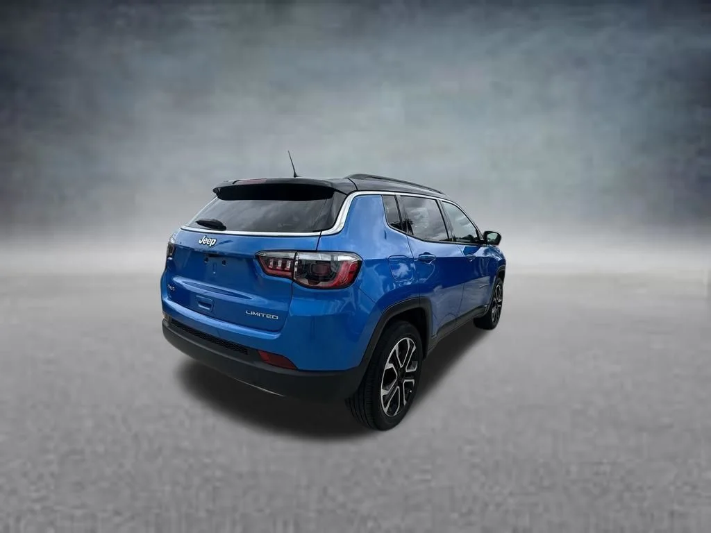Used 2023 Blue Jeep Limited image 7