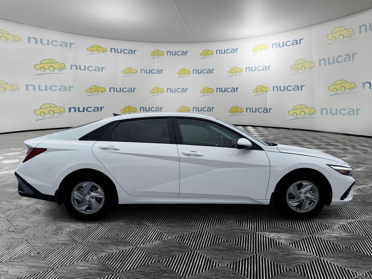 New 2026 Serenity White Hyundai SE image 9