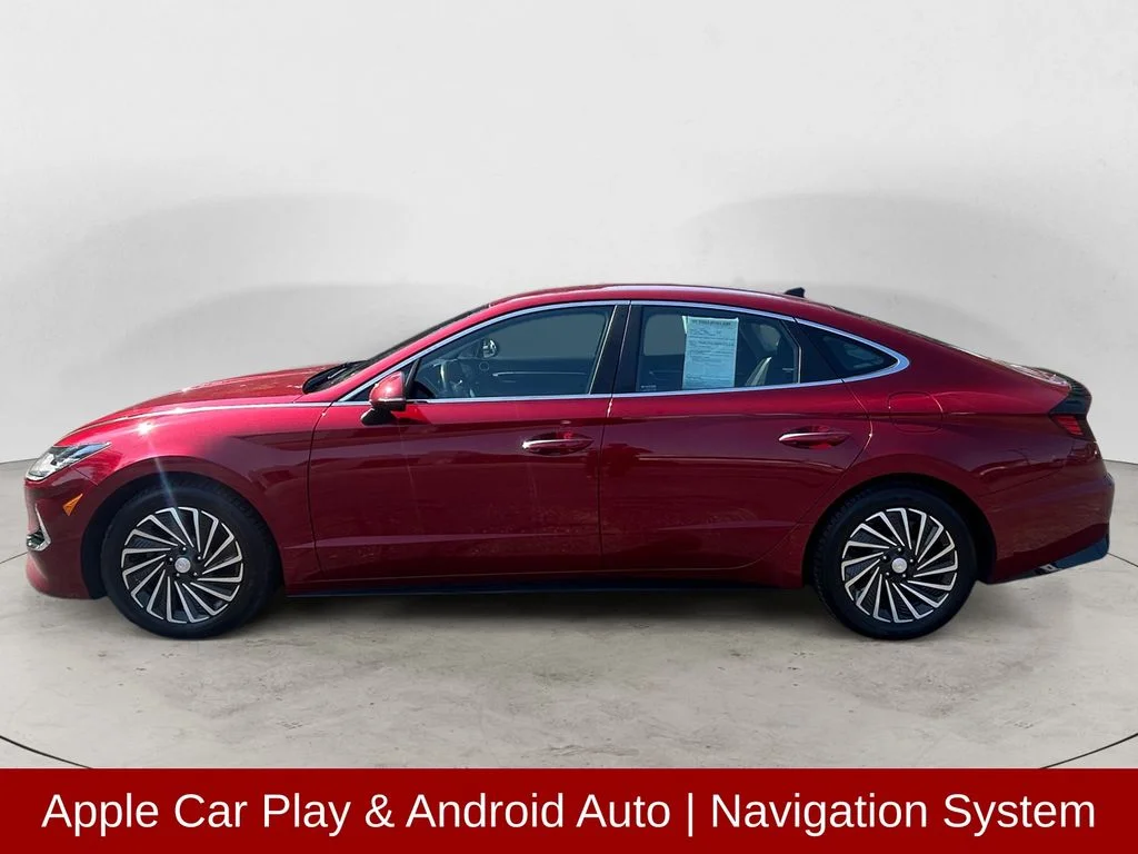 Used 2023 Ultimate Red Hyundai SEL image 2