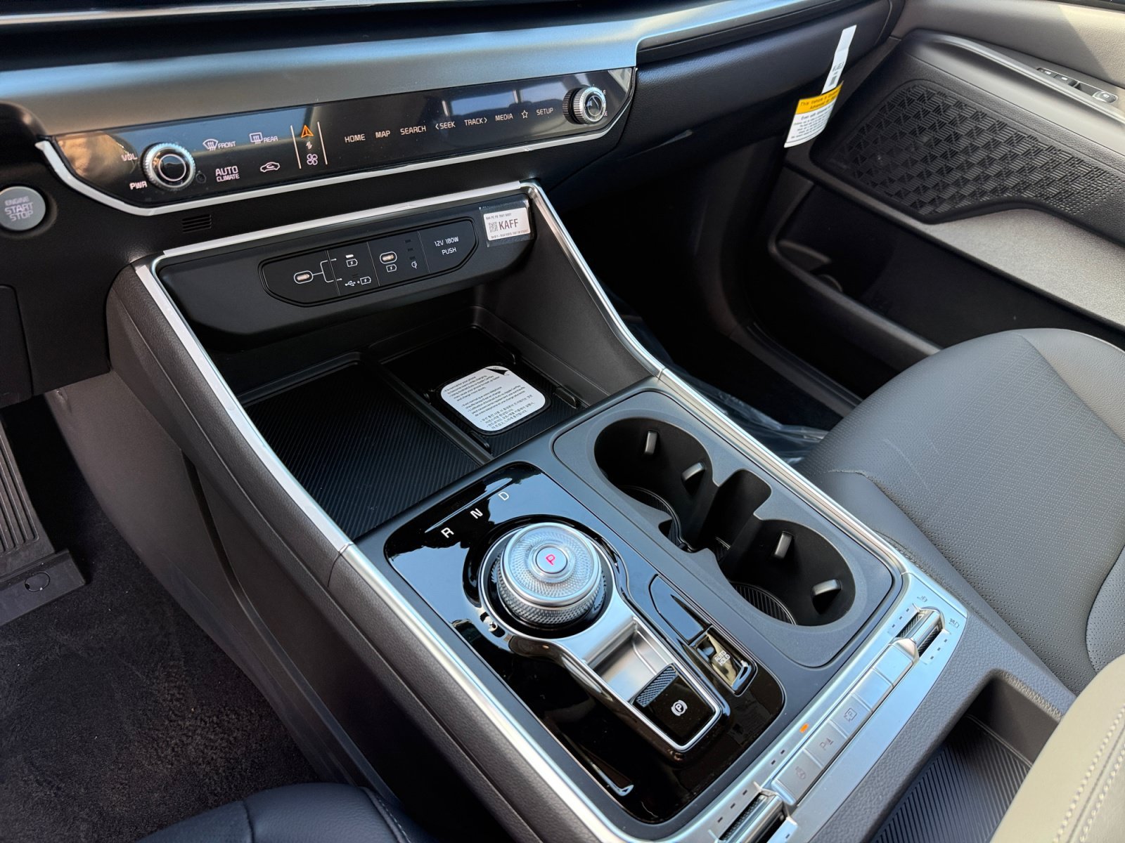 New 2027 Iceberg Green Kia SX Prestige image 13