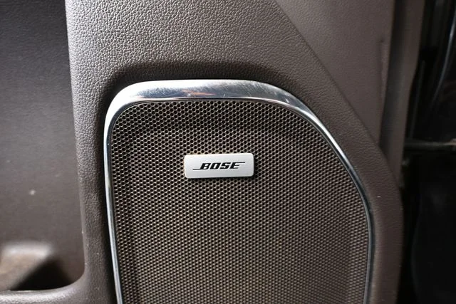 Used 2014 Black GMC SLT image 23
