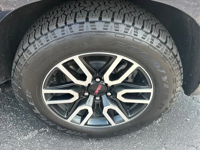 Used 2023 Blue GMC AT4 image 38