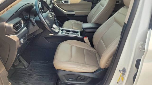 Used 2022 White Metallic Ford XLT image 16