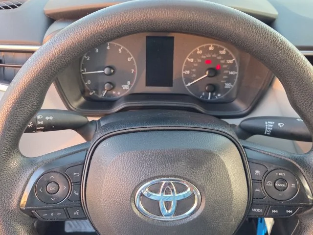 Used 2024  Toyota LE image 23