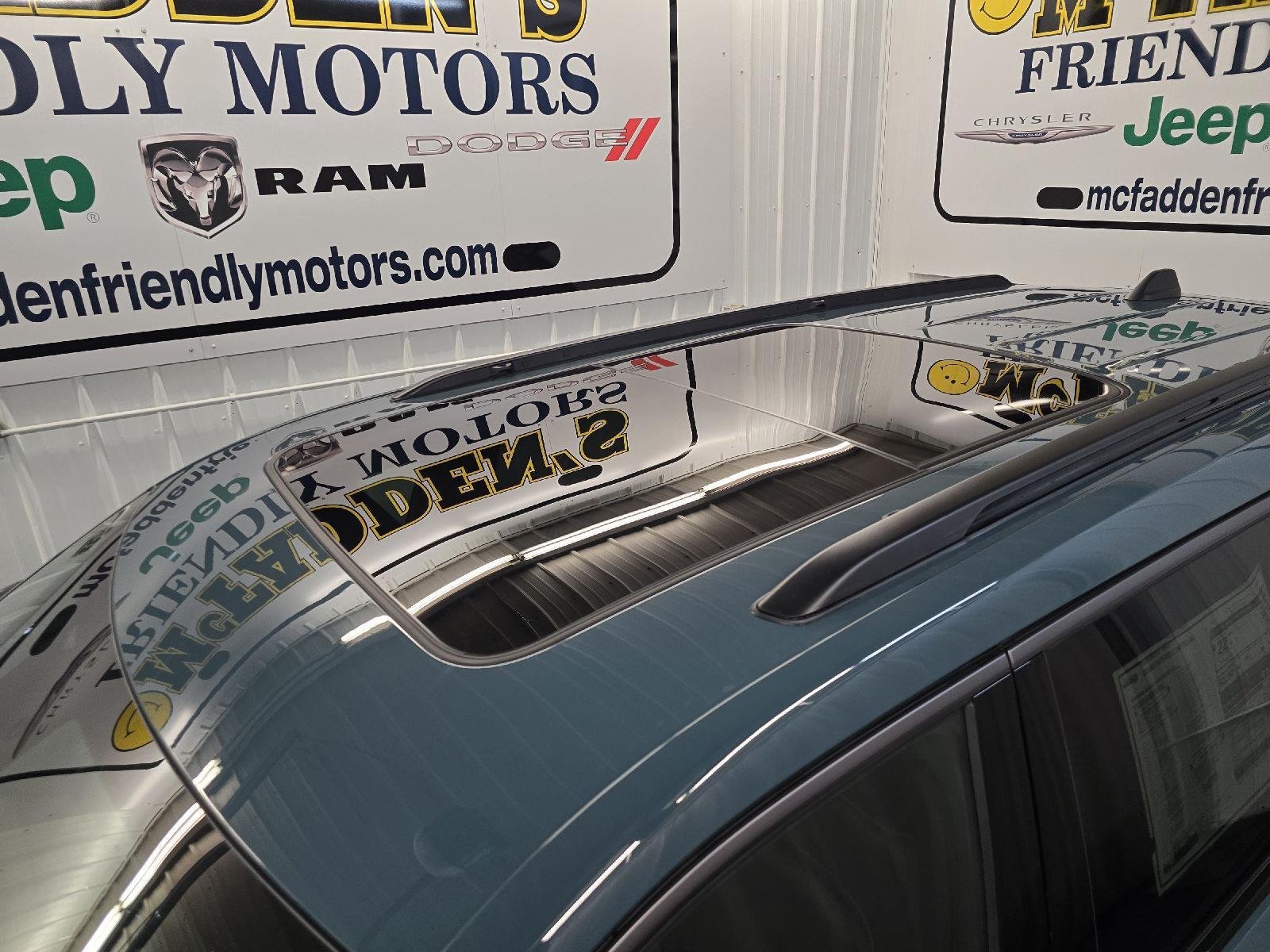 New 2026 Steel Blue Exterior Paint Jeep Limited image 13