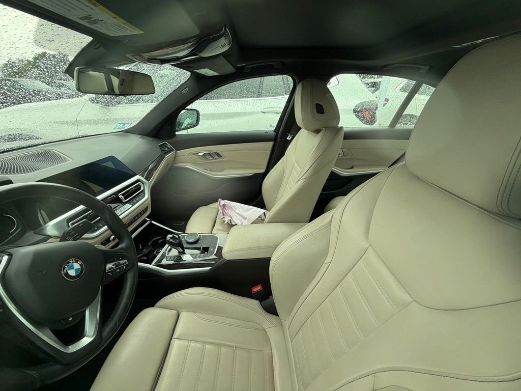 Used 2020 Gray BMW 330i xDrive image 5