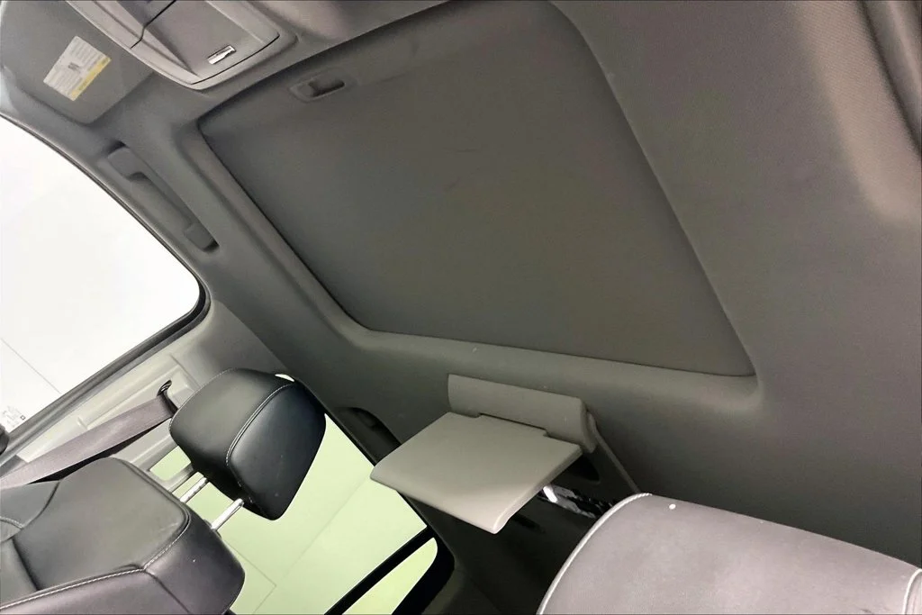 Used 2017 Black Chevrolet LT image 3