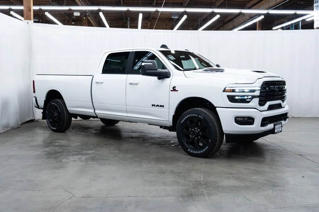 2026 RAM 3500 Laramie 4X4 Crew Cab LWB's photo