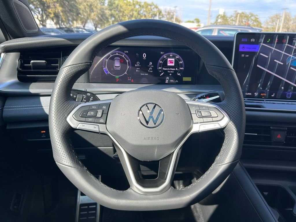 New 2026 White/off-white Volkswagen 2.0T SE R-Line Black image 17