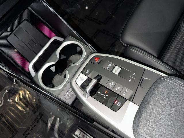 Used 2023 White Metallic BMW xDrive28i image 28