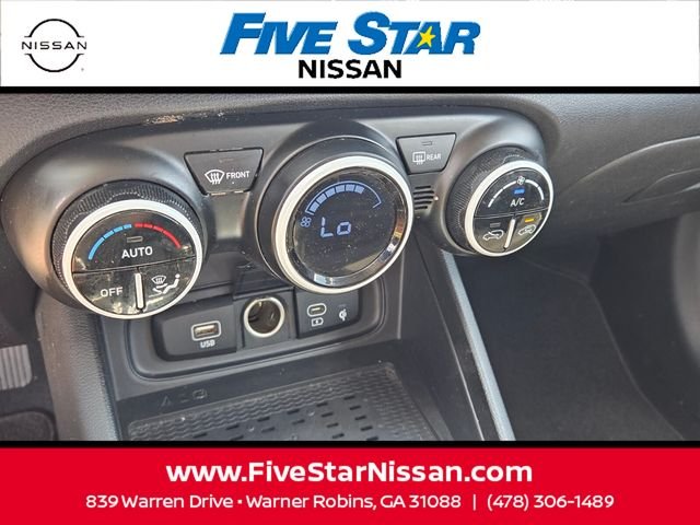 Used 2023 Blue Hyundai Limited image 21