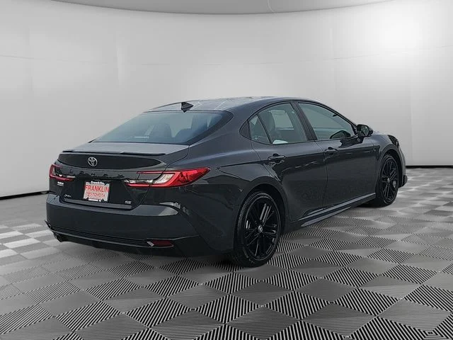 Used 2025  Toyota SE image 4