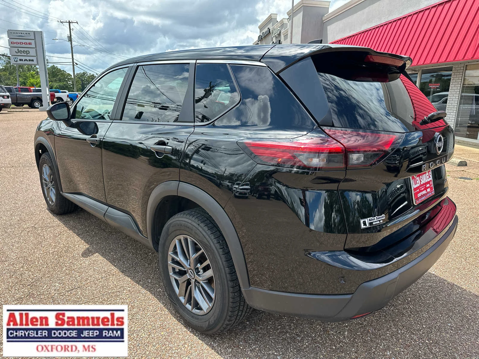 Used 2024 Super Black Nissan S image 6