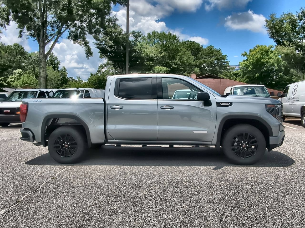 New 2026 Sterling Metallic GMC Elevation image 9