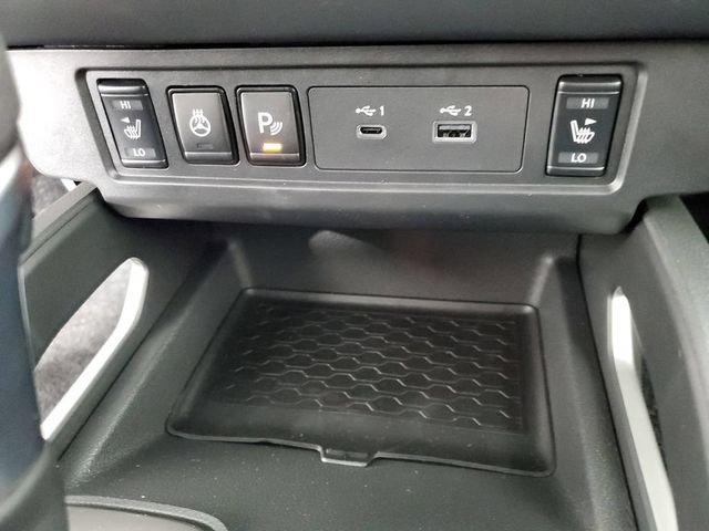 New 2026 Glacier White Nissan Crew Cab SV image 18