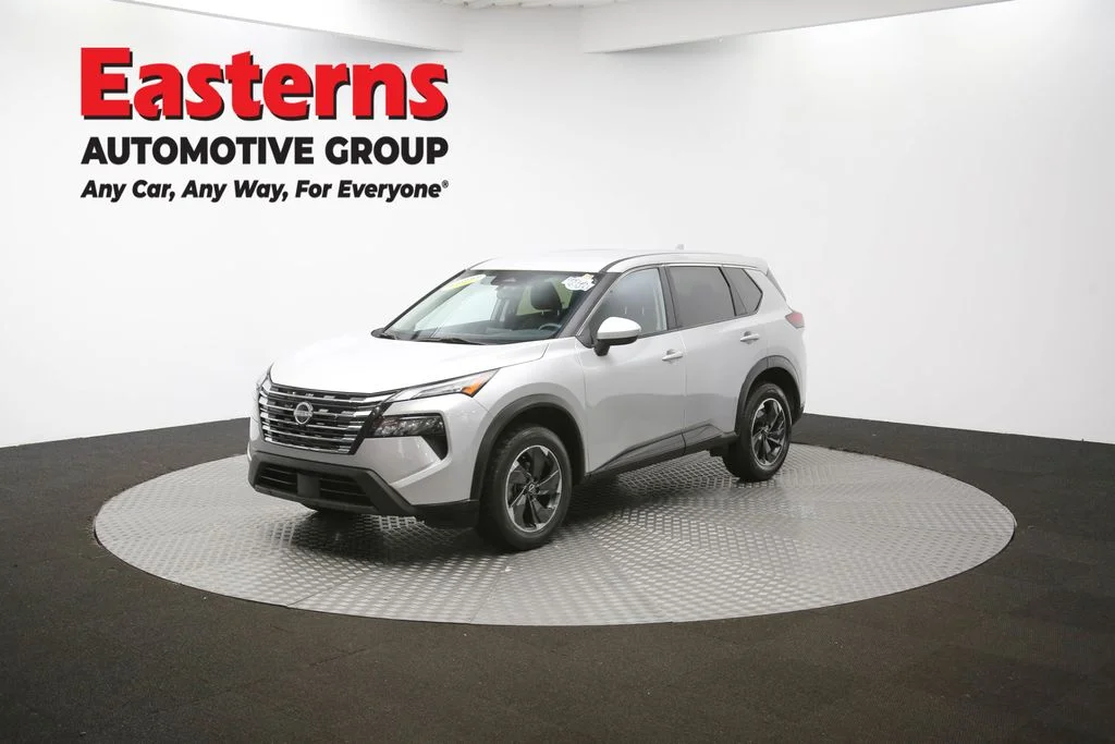 Used 2024 Silver Nissan SV image 55