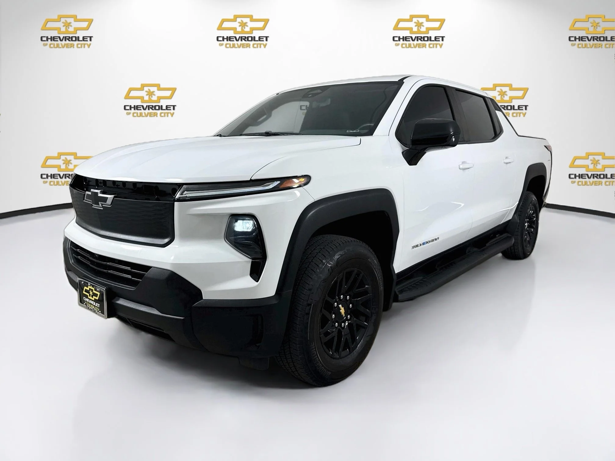 Used 2024 Summit White Chevrolet Work Truck image 3