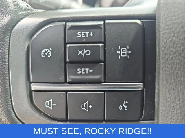 Used 2022 Red Ford XLT image 17