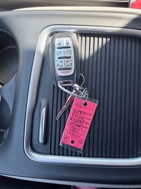 2023 Chrysler Pacifica Touring L - Photo 41