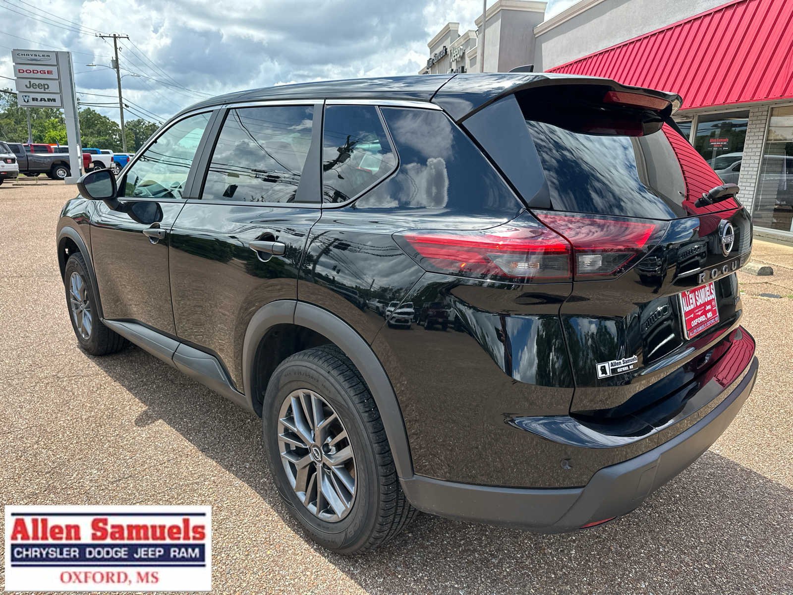 Used 2024 Super Black Nissan S image 6