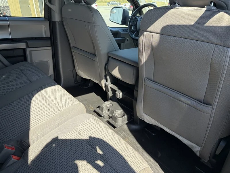 Used 2019 Grey Ford XLT image 16