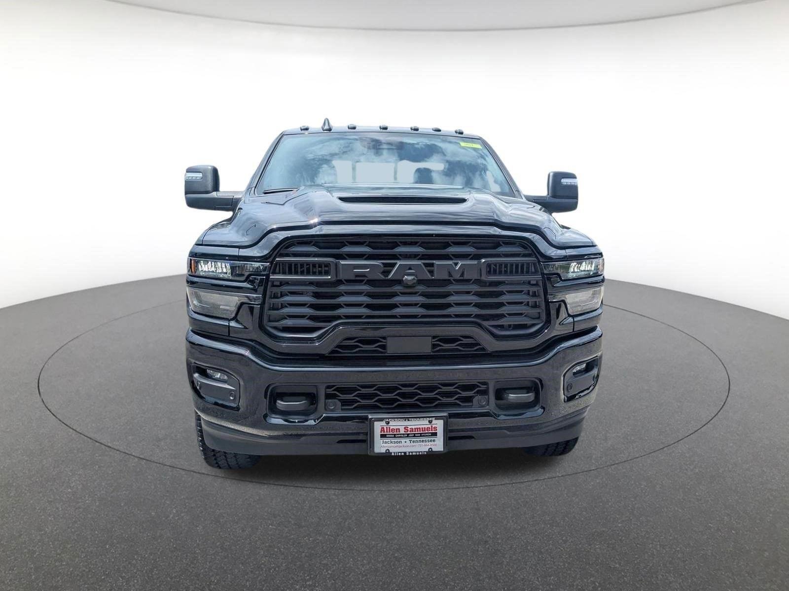 New 2026 Diamond Black Crystal Pearlcoat RAM Black Express image 7