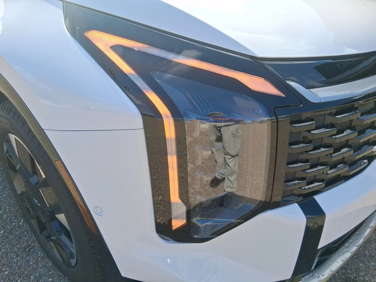 New 2026 White Kia SX-Prestige image 8