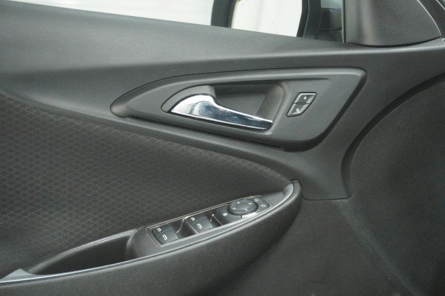 Used 2023  Chevrolet LT image 14