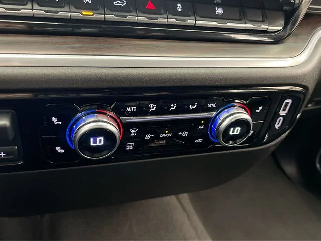 2025 GMC Sierra 1500 SLT - Photo 25