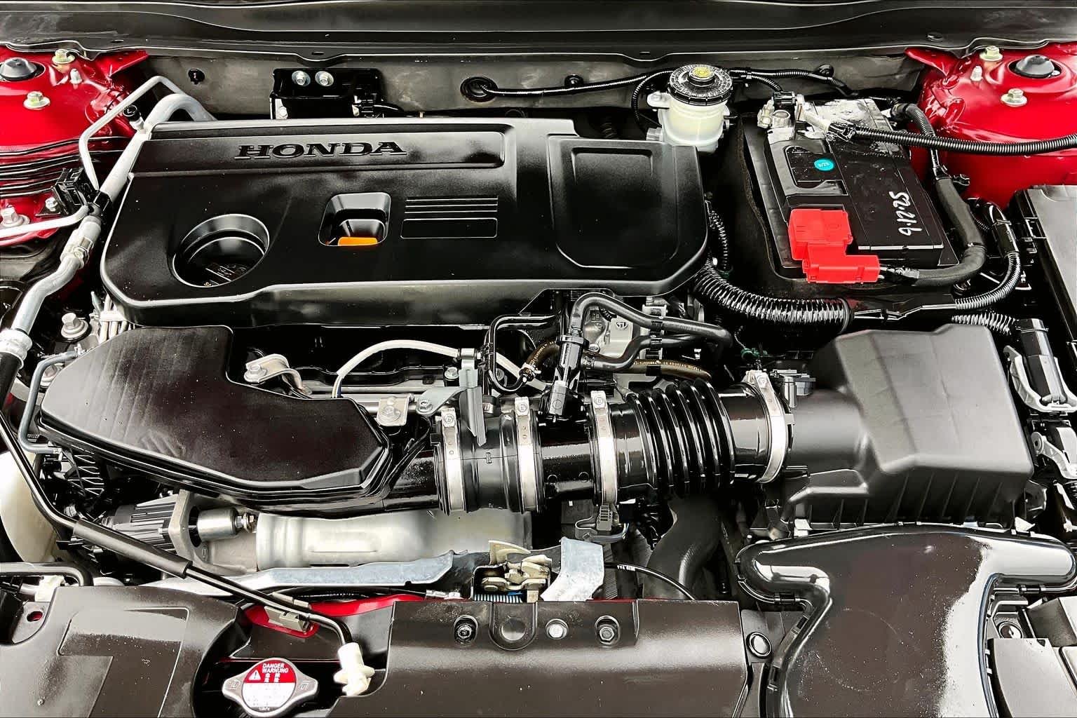 Used 2021 Radiant Red Metallic Honda Touring image 27