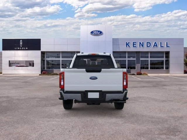 New 2026 Oxford White Ford XL image 5